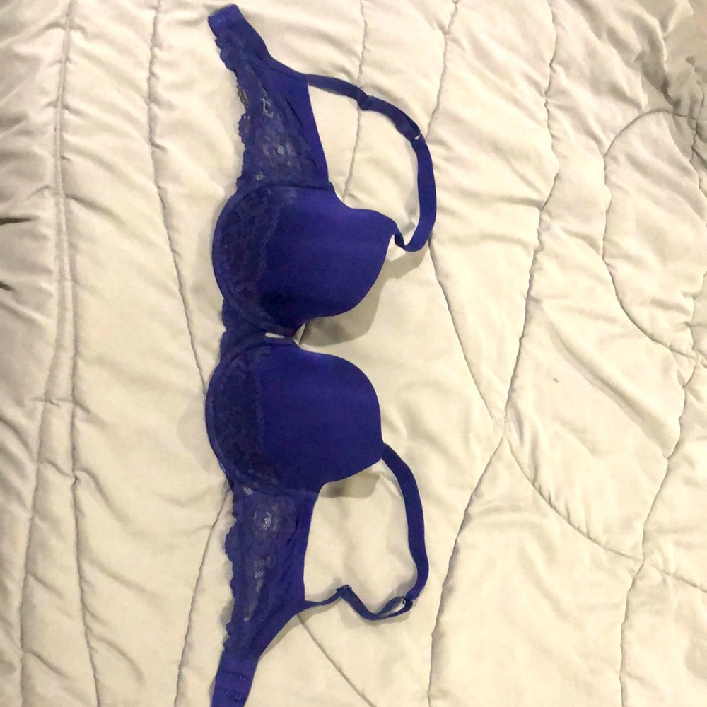 Never worn Lace push up bra